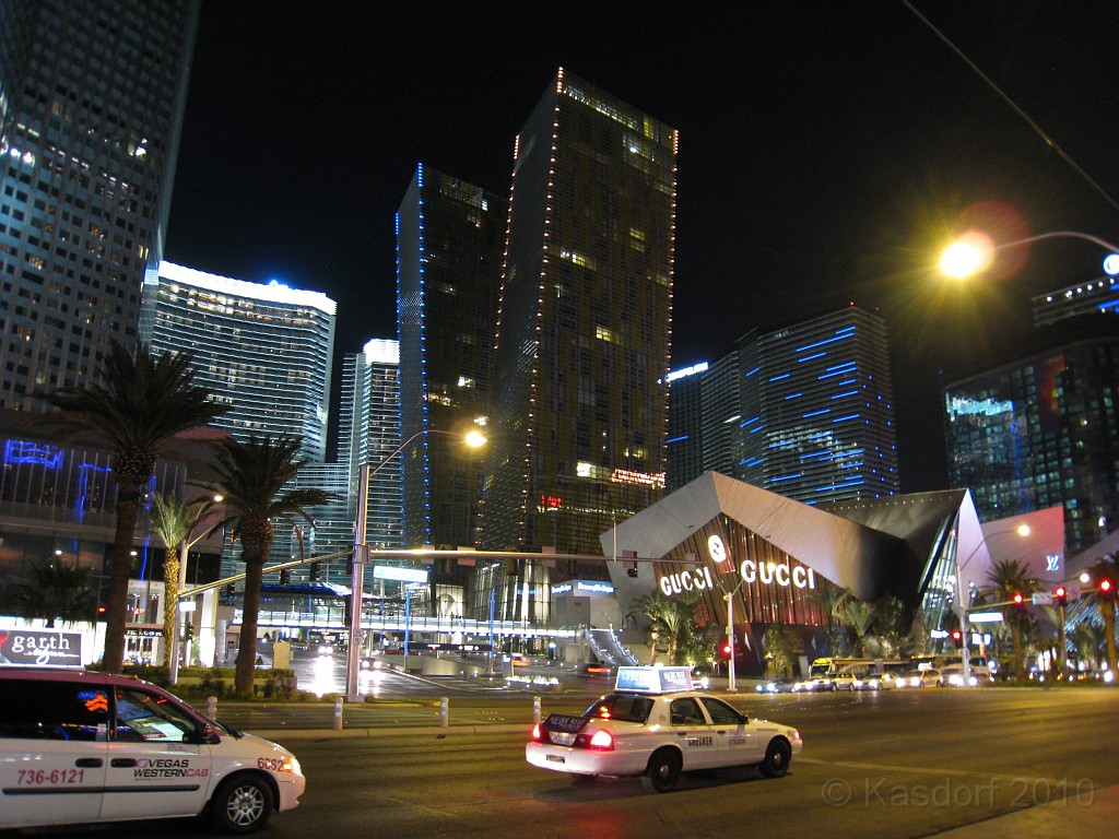 Las Vegas 2010 - Casinos - Buffets 0231.JPG - The 2010 Las Vegas Fire - Ice and Sweat Tour. Half Marathon, Red Rock Canyon, Casinos, Valley of Fire.... and buffets!